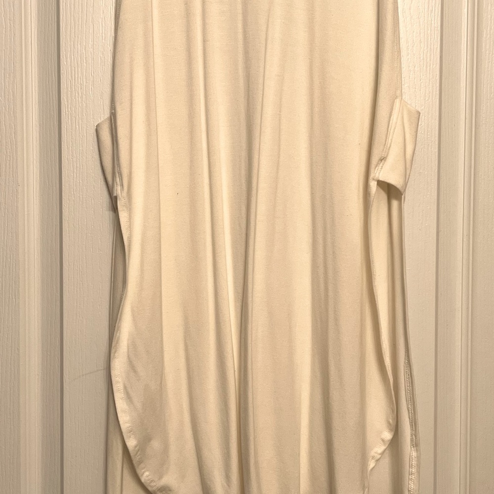 Nordstrom Wishlist white shirt. Size medium